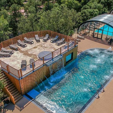 Camping Les Pres Du Roi Sommieres Ngoại thất bức ảnh