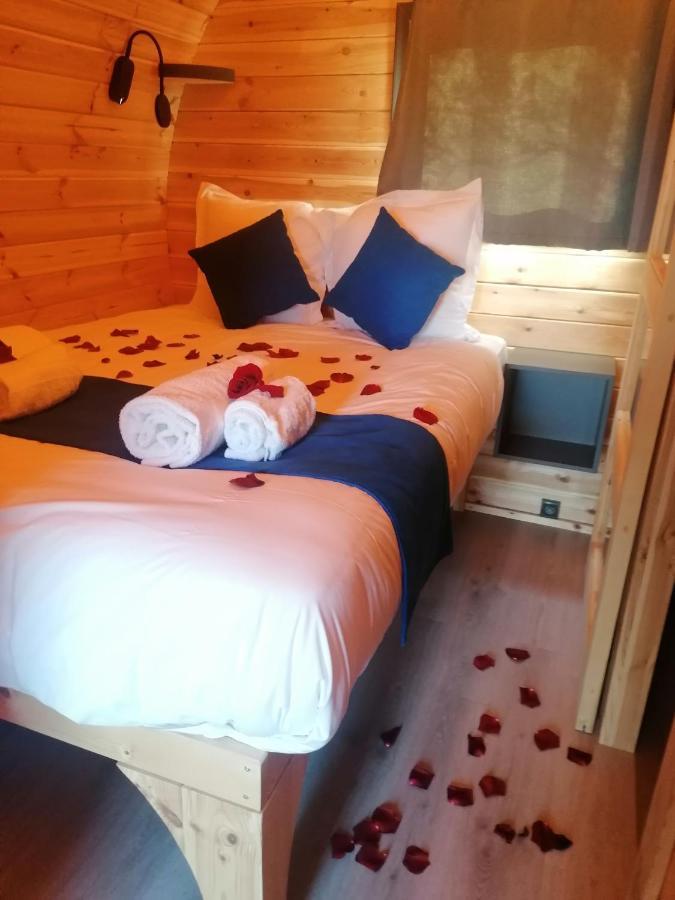 Camping Les Pres Du Roi Sommieres Ngoại thất bức ảnh