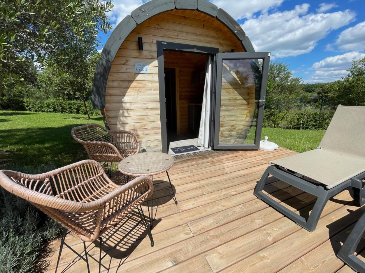 Camping Les Pres Du Roi Sommieres Ngoại thất bức ảnh